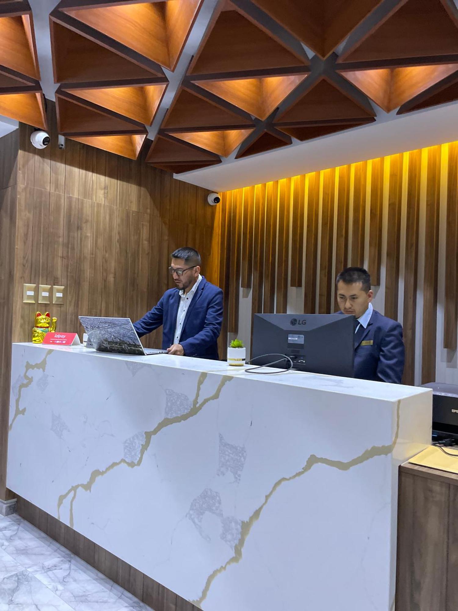 El Alamo, Ejecutivo Y Spa Cuzco Kültér fotó